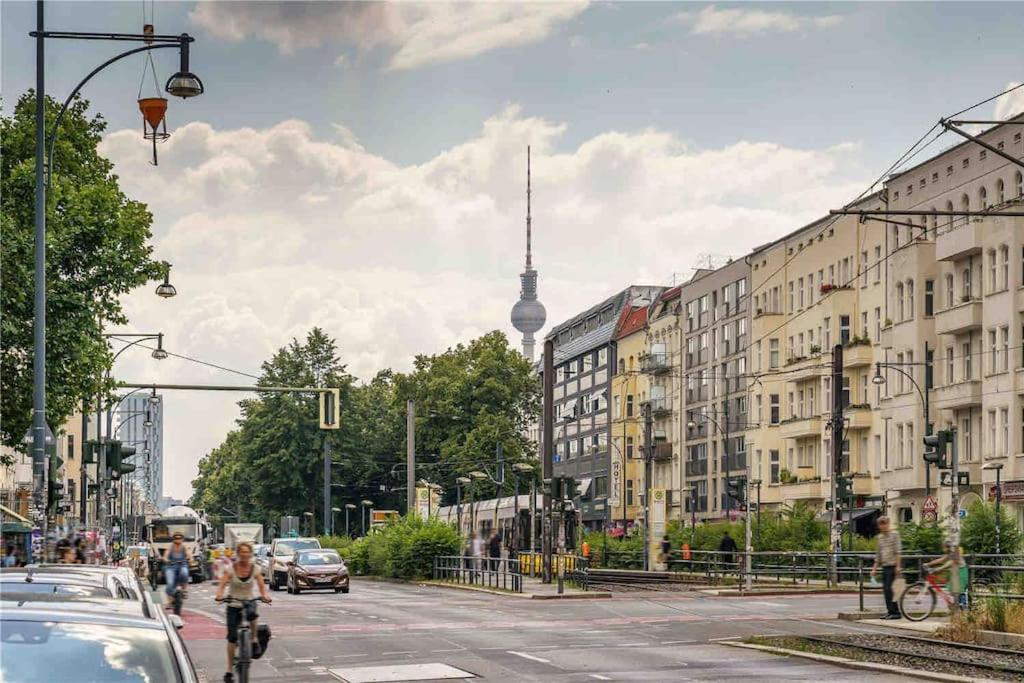 33 K Next To Alexanderplatz Berlim